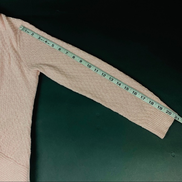 Laura Scott -BlouseSweaterLight Pink. PM - Picture 4 of 6